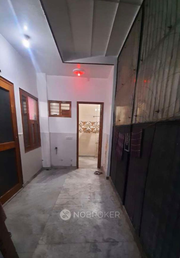 1 BHK + Extra Room Apartment For Sale in Gaur Atulyam