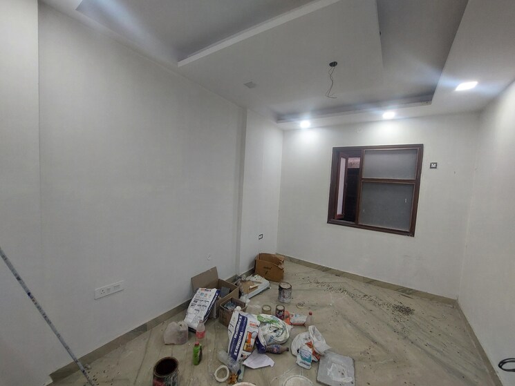 Room, delhi cantonment 2 Bedroom 80 Sq.Yd. Builder Floor In Delhi Cantonment Delhi 7881021