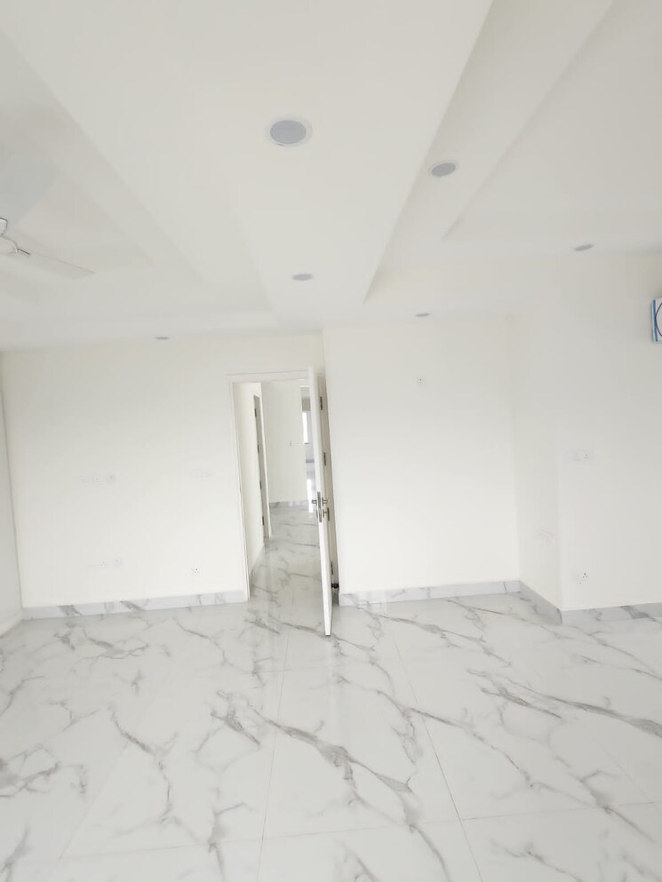 Room, sns-palace 3 Bedroom 2500 Sq.Ft. Apartment In Mg Road Bangalore 7881032