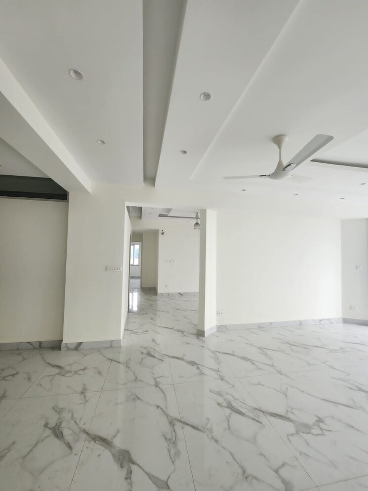 undefined, sns-palace 3 Bedroom 2500 Sq.Ft. Apartment In Mg Road Bangalore 7881032