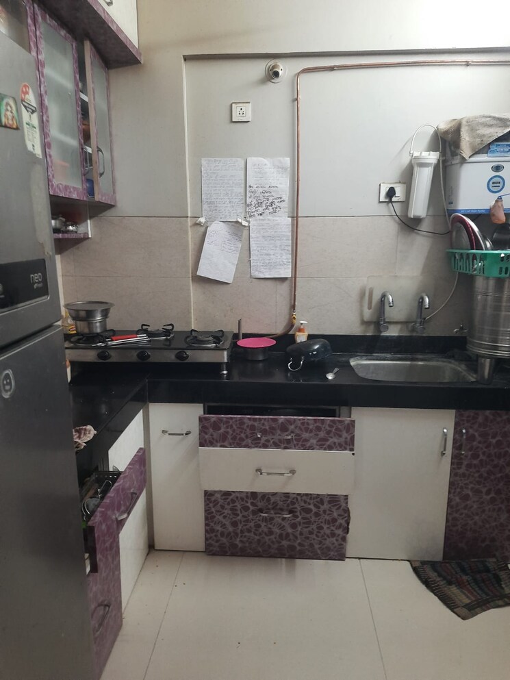 Kitchen, shri-ganesh-apartments-rasta-peth 2 Bedroom 800 Sq.Ft. Apartment In Rasta Peth Pune 7881069