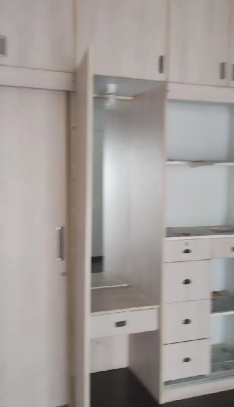 Bathroom, srr-aqua 3 Bedroom 2400 Sq.Ft. Apartment In Halasuru Bangalore 7881102