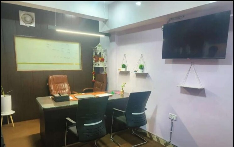 Team Area, gomti nagar Commercial Office Space 1650 Sq.Ft. In Gomti Nagar Lucknow 7881193