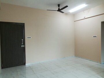 Room in 2 BHK Apartment at Larkins Pride Palms, Kolshet Road – for Rent