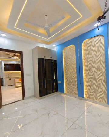 Building Lobby in 2 BHK Builder Floor at Shastri Nagar – for Rent