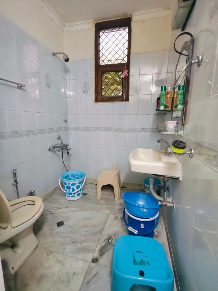 Bathroom, orchid-island 3 Bedroom 260 Sq.Ft. Apartment In Sector 51 Gurgaon 7881385