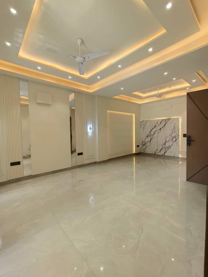 3 BHK Builder Floor For Rent in Huda Market Sector 14 Gurgaon  7881417