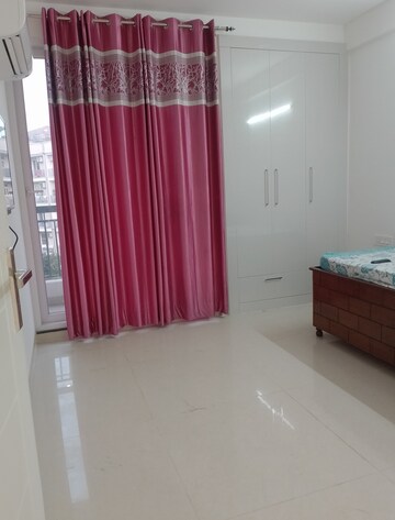 Furnished Amenities in 3 BHK Apartment at Maxxus Elanza, International Airport Road – for Rent