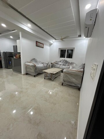 Living Room in 3 BHK Apartment at Patiala Road – for Rent