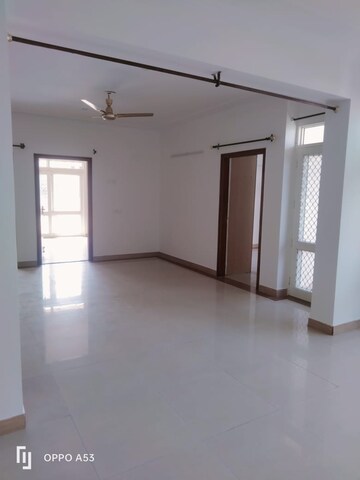  3 BHK Apartment at Vip Road – for Rent
