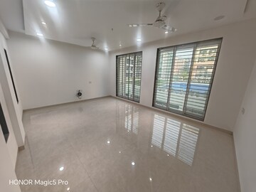 Master Bedroom in 4 BHK Villa at Kauls Heritage City Apartment, Vasai West – for Sale