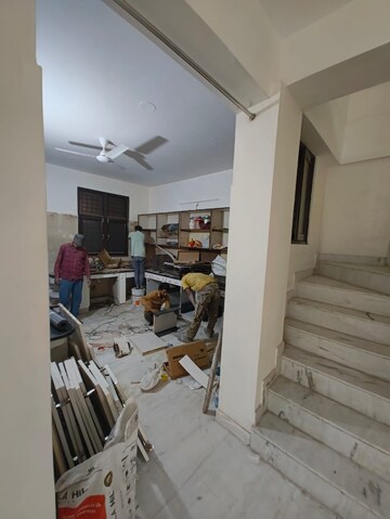 Staircase in 4 BHK Independent House at RWA Apartments Sector 50, Sector 50 – for Rent