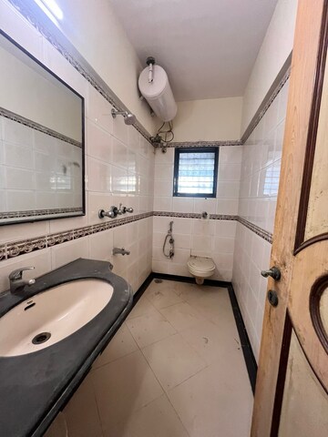 Bathroom in 3 BHK Apartment at Andheri West – for Rent