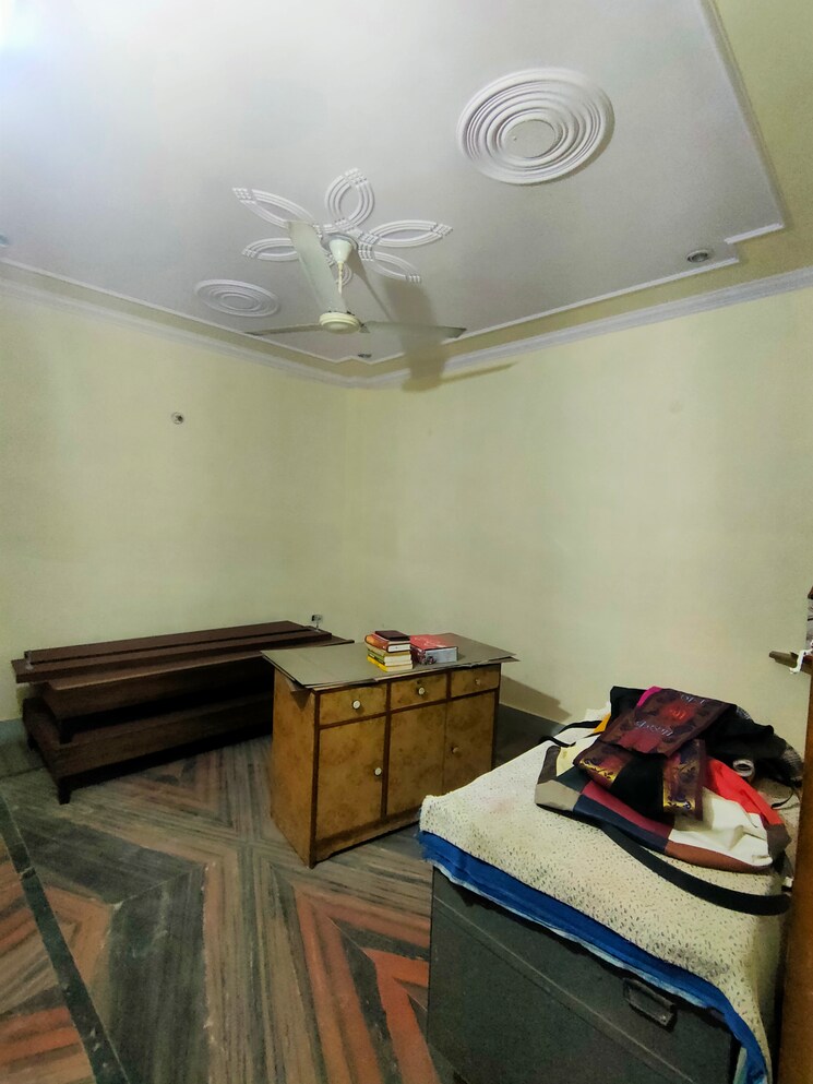 Master Bedroom, uttam nagar 1 Bedroom 65 Sq.Yd. Builder Floor In Uttam Nagar Delhi 7882015
