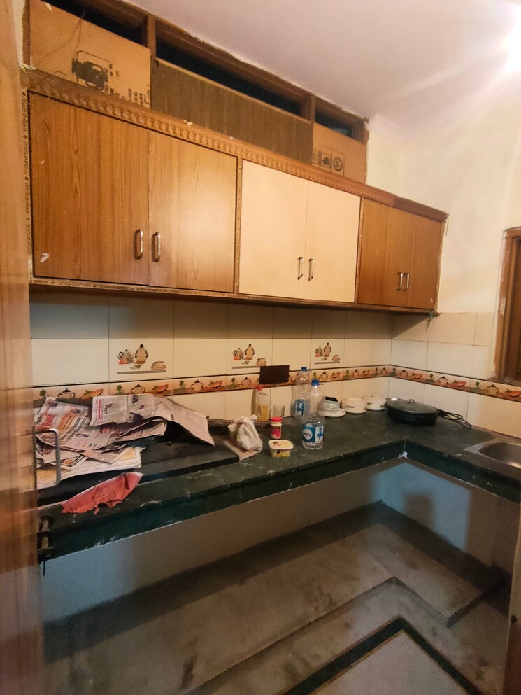 Kitchen, uttam nagar 1 Bedroom 65 Sq.Yd. Builder Floor In Uttam Nagar Delhi 7882015
