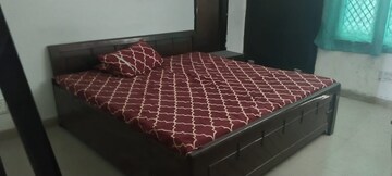 Room in 4 BHK Apartment at Ardee City, Sector 52 – for Rent