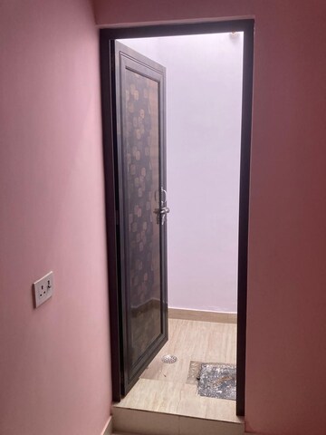 Bathroom in 3 BHK Independent House at Faizabad Road – for Sale