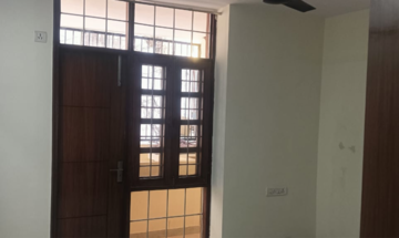 3 BHK Builder Floor For Rent in Chittaranjan Park