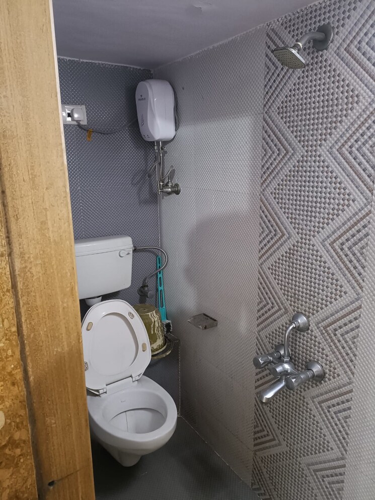 Bathroom, tilak-nagar-building 1 Bedroom 441 Sq.Ft. Apartment In Tilak Nagar Mumbai 7882210