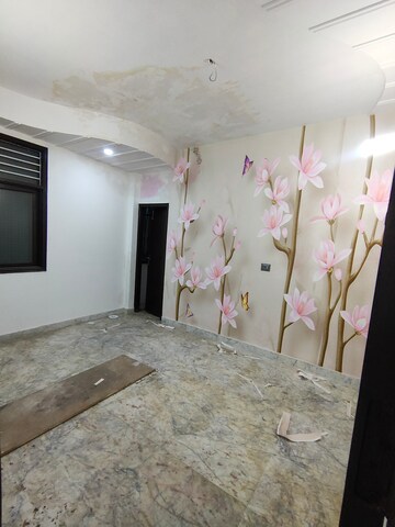 Bedroom in 3 BHK Builder Floor at Uttam Nagar – for Rent