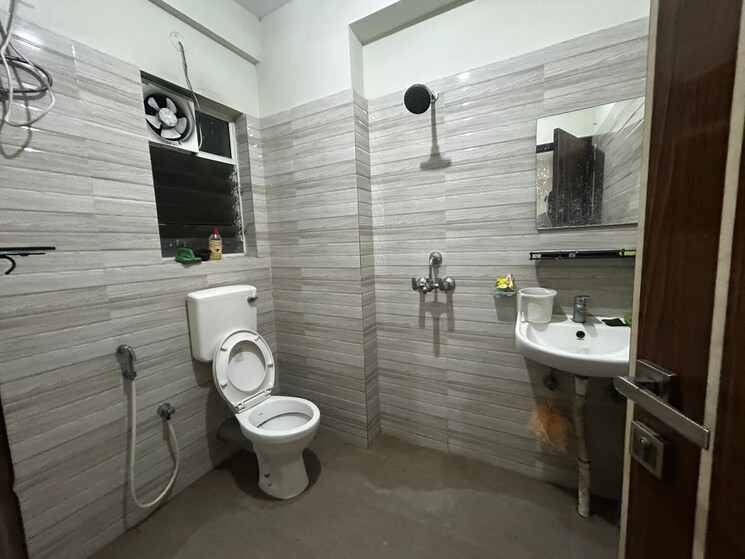 Bathroom, ds-homes 2 Bedroom 225 Sq.Ft. Apartment In Dhakoli Zirakpur 7882268
