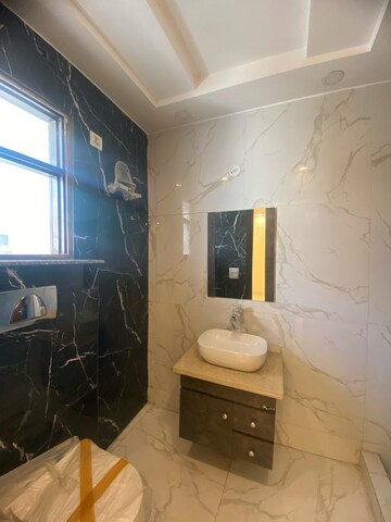 Master Bedroom in 5 BHK Penthouse at BPTP Park Grandeura, Sector 82 – for Rent