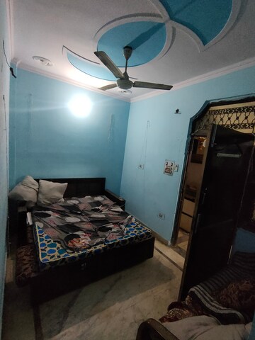 1 RK Builder Floor For Rent in Uttam Nagar