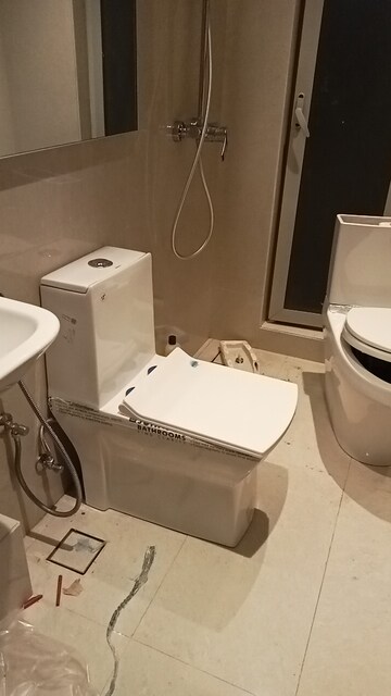 Master Bedroom in 2 BHK Apartment at Hiranandani Estate – for Rent