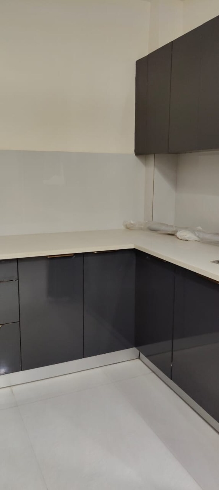 Kitchen, unitech-the-close-south 3 Bedroom 2491 Sq.Ft. Apartment In Sector 50 Gurgaon 7882505