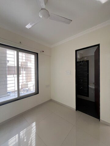 Room in 3 BHK Apartment at Shree Krishna Sentosa Pride, Punawale – for Rent