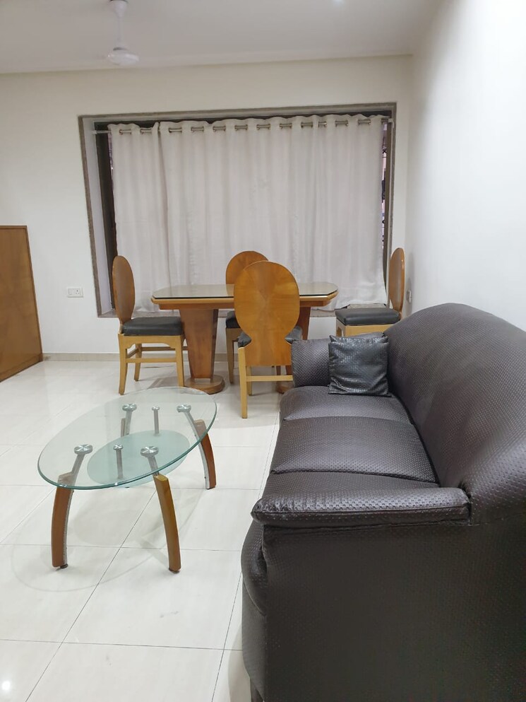 Living Room, uttam-niwas 2 Bedroom 600 Sq.Ft. Apartment In Bandra West Mumbai 7882541