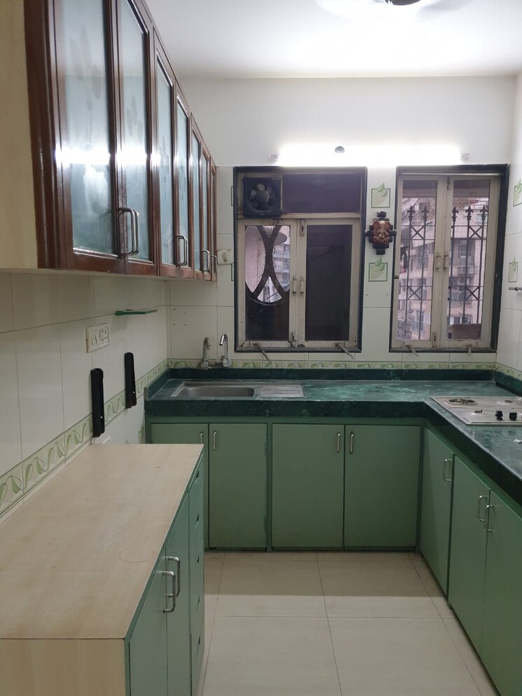 Kitchen, uttam-niwas 2 Bedroom 600 Sq.Ft. Apartment In Bandra West Mumbai 7882541