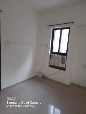 Room in 2 BHK Apartment at Atharva Garden, Kharadi – for Rent