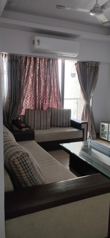 Living Room in 2.5 BHK Apartment at HDIL Metropolis Residences, Andheri West – for Sale