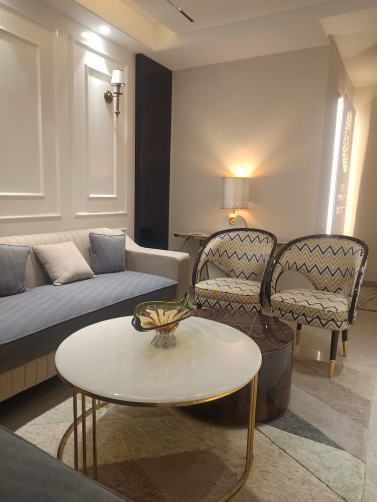 Living Room, south city 2 4 Bedroom 240 Sq.Yd. Builder Floor In South City 2 Gurgaon 7882612