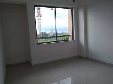 Room in 3 BHK Apartment at Godrej Seven, Joka – for Sale