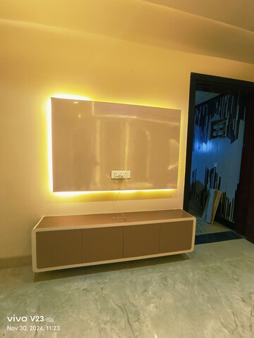 Furnished Amenities in 4 BHK Builder Floor at Chattarpur – for Sale