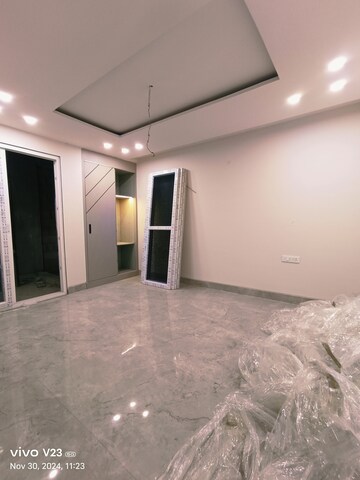 Room in 4 BHK Builder Floor at Chattarpur – for Sale