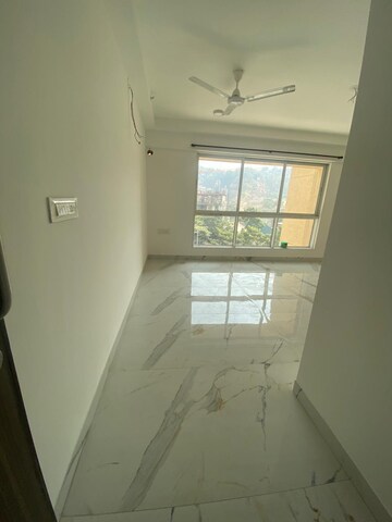 Room in 2 BHK Apartment at Nahar Olivia Powai, Chandivali – for Sale