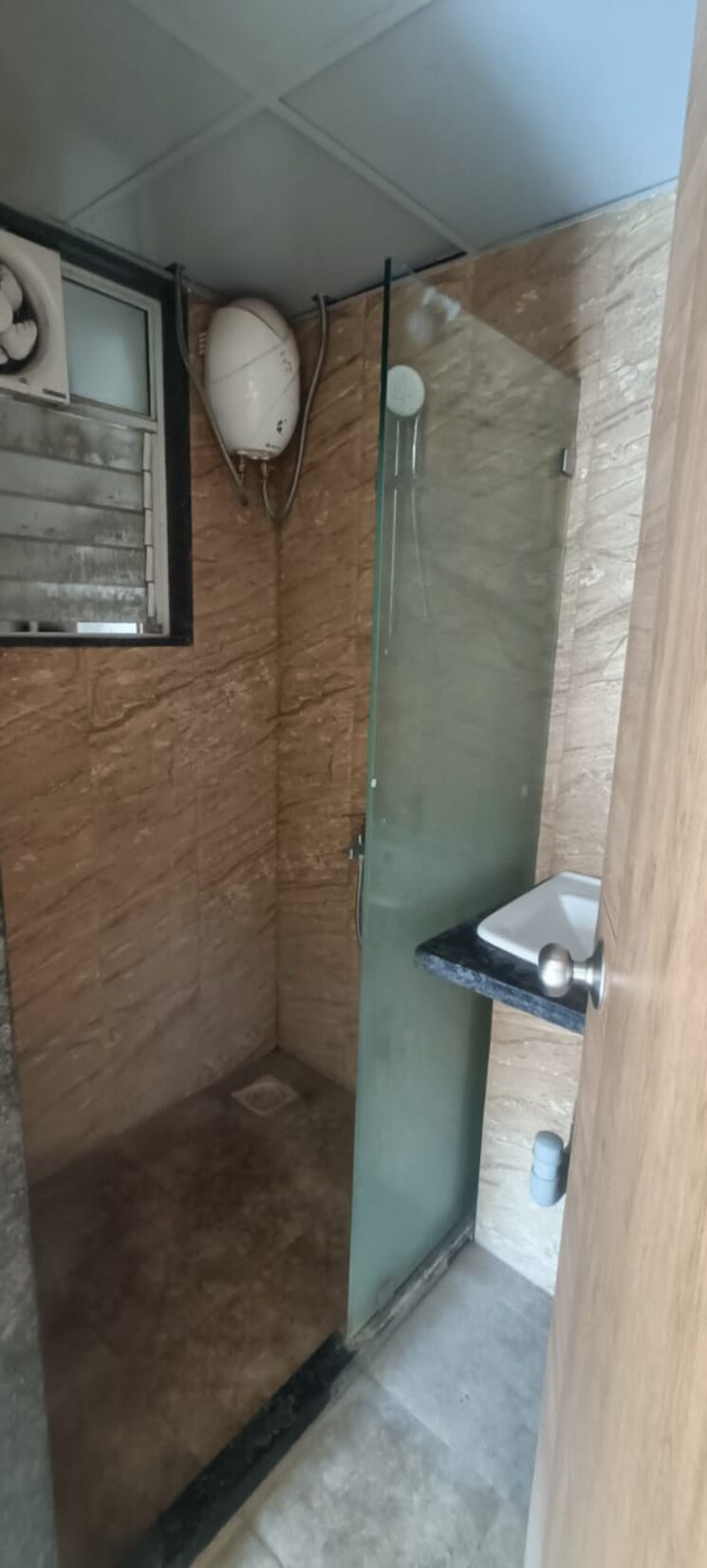 Bathroom, abhinav-pebbles-urbania 2 Bedroom 1100 Sq.Ft. Apartment In Bavdhan Pune 7882713