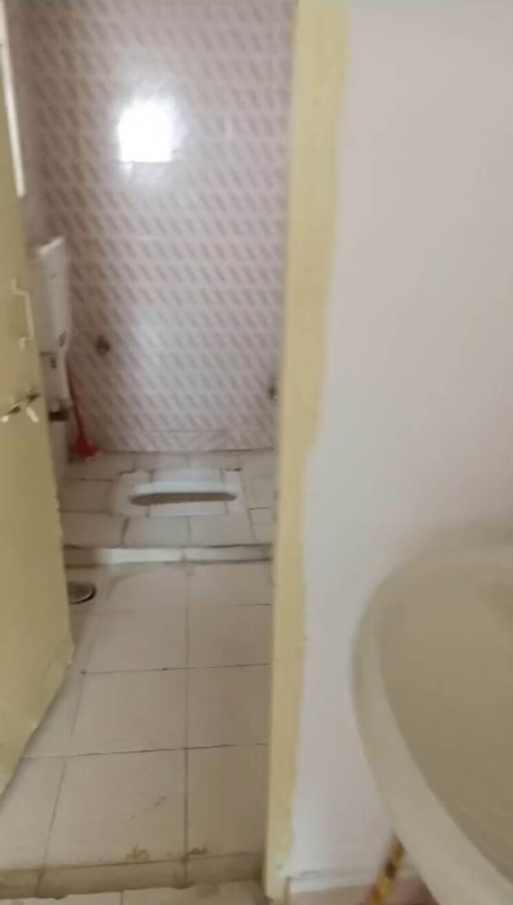 Bathroom, vardhaman-township 2 Bedroom 930 Sq.Ft. Apartment In Hadapsar Pune 7882735