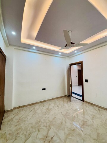 Bedroom in 4 BHK Apartment at Sethi Max Royale, Sector 76 – for Sale
