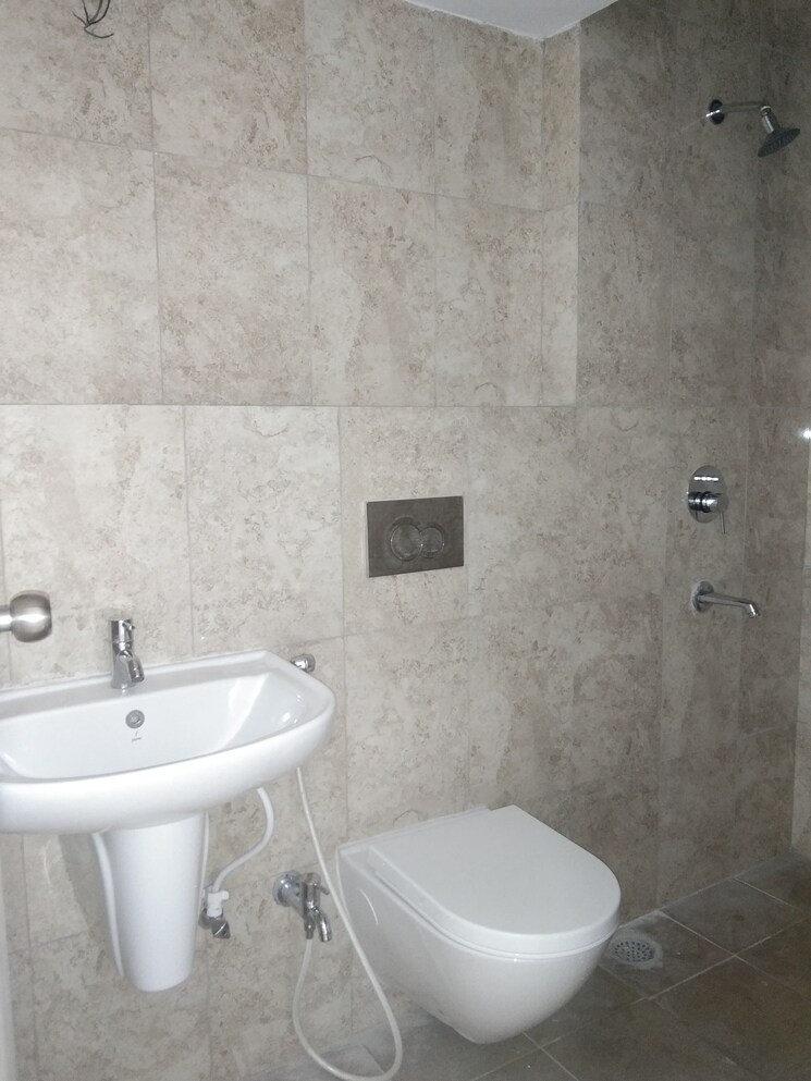 Bathroom, godrej-seven 2.5 Bedroom 1106 Sq.Ft. Apartment In Joka Kolkata 7882759