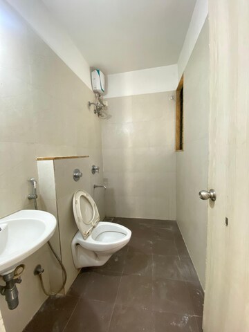 Bathroom in 1.5 BHK Apartment at Lodha Casa Bella Gold, Dombivli East – for Rent