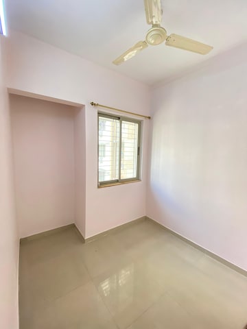 Room in 1.5 BHK Apartment at Lodha Casa Bella Gold, Dombivli East – for Rent