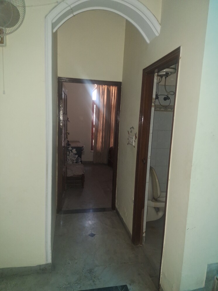 undefined, sector 16 4 Bedroom 250 Sq.Yd. Villa In Sector 16 Faridabad 7882988
