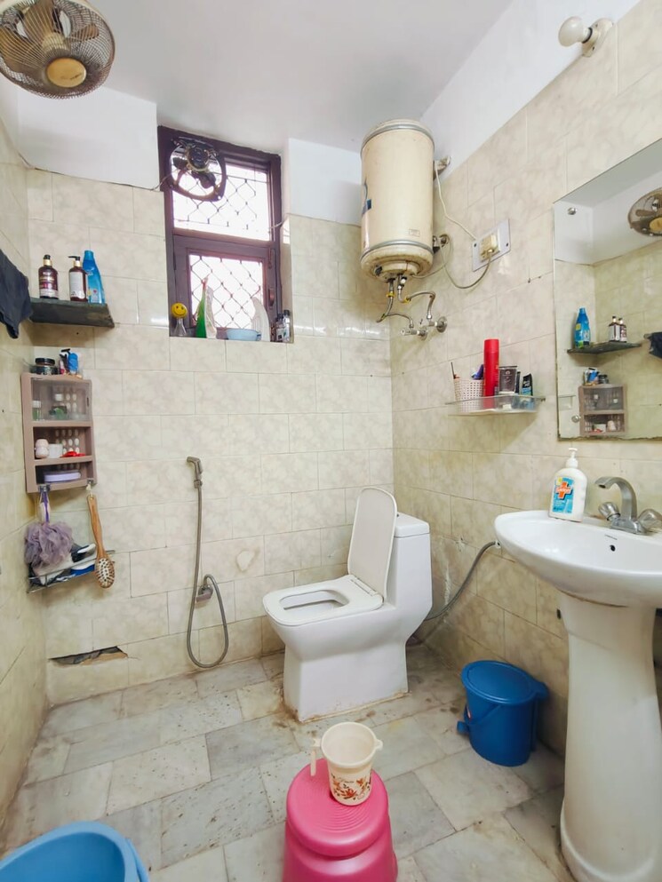 Master Bedroom, ardee-city 3 Bedroom 295 Sq.Ft. Builder Floor In Sector 52 Gurgaon 7883064