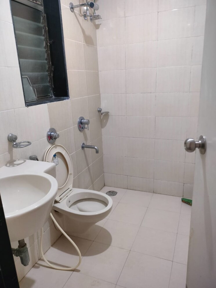 Bathroom, gundecha-hills 2 Bedroom 1025 Sq.Ft. Apartment In Chandivali Mumbai 7883138