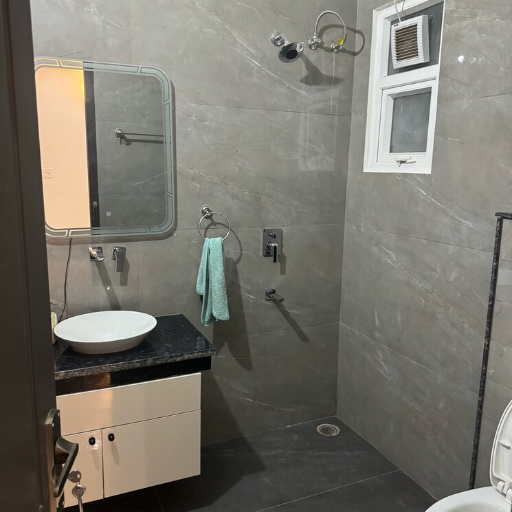 Bathroom, south mullanpur 3 Bedroom 2250 Sq.Ft. Builder Floor In South Mullanpur Chandigarh 7883186