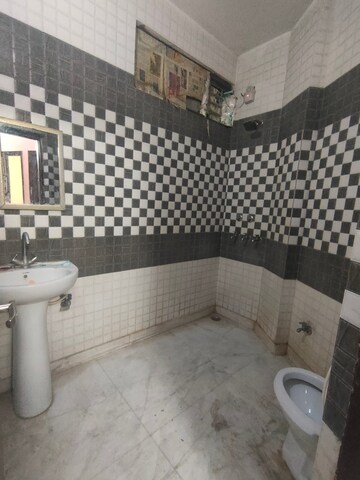 Kitchen in 2 BHK Builder Floor at Uttam Nagar – for Rent
